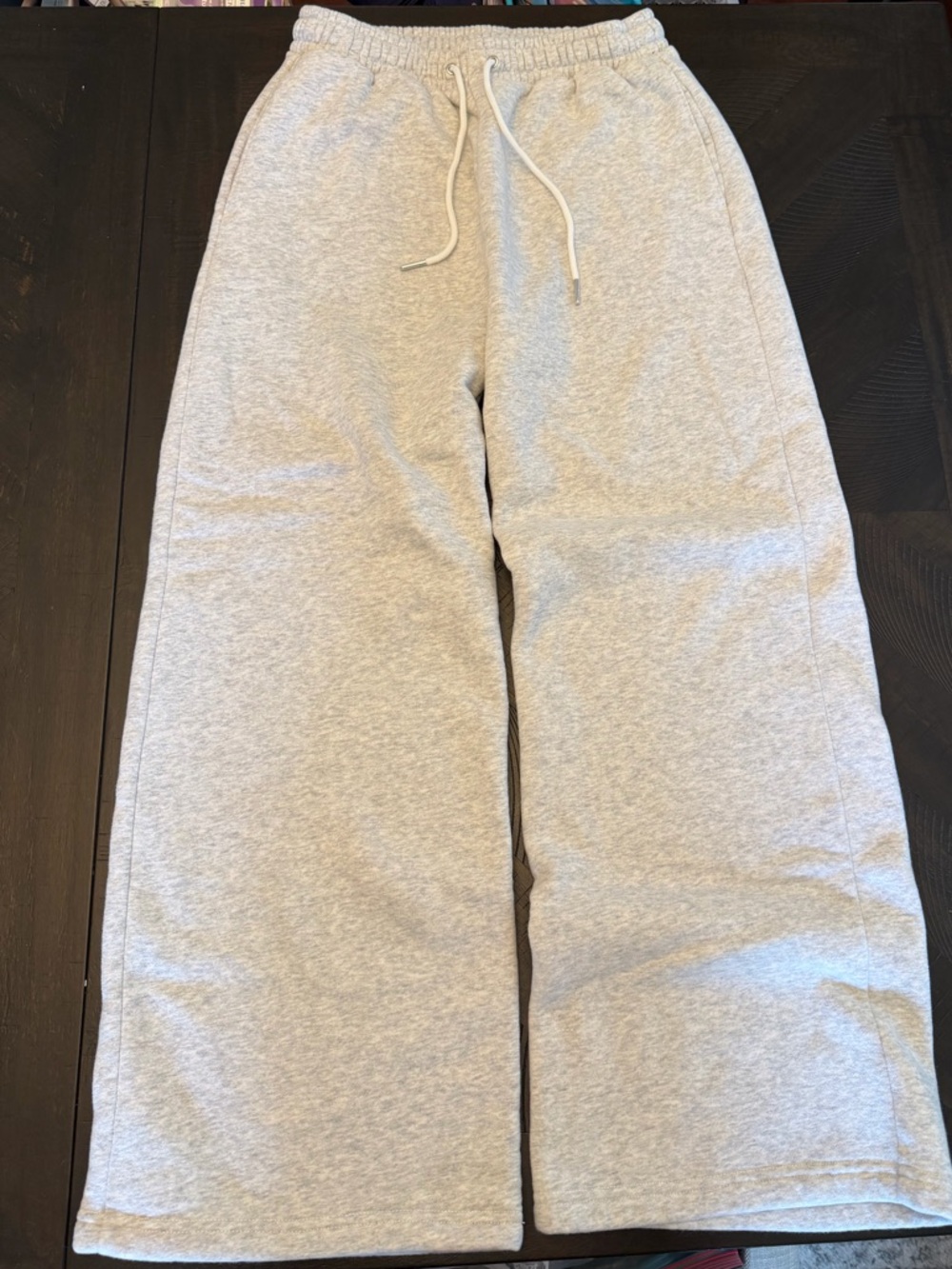 Abercrombie & Fitch Light Heather Gray Wide-Leg Sweatpants